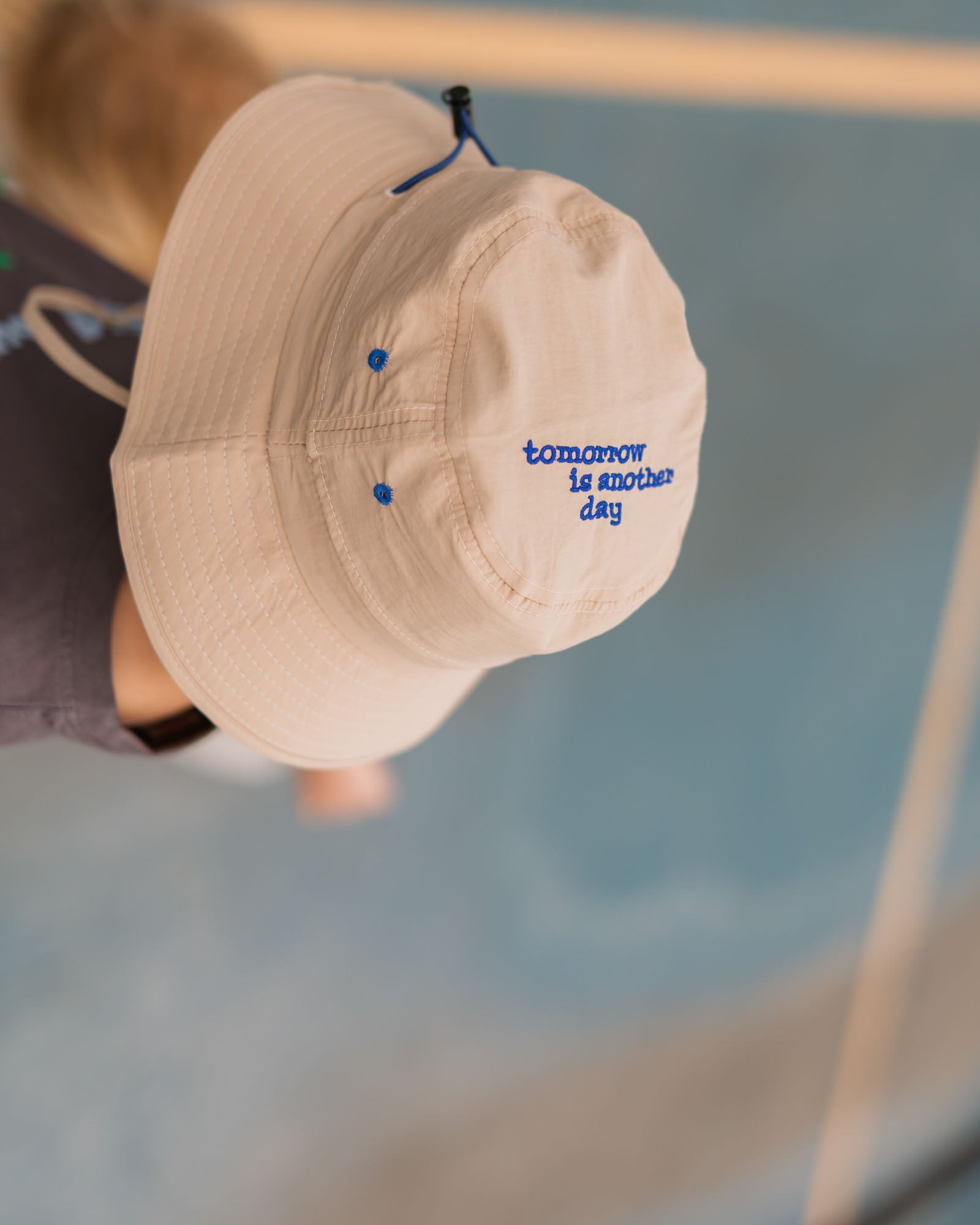 another day bucket hat - Pigeon said please