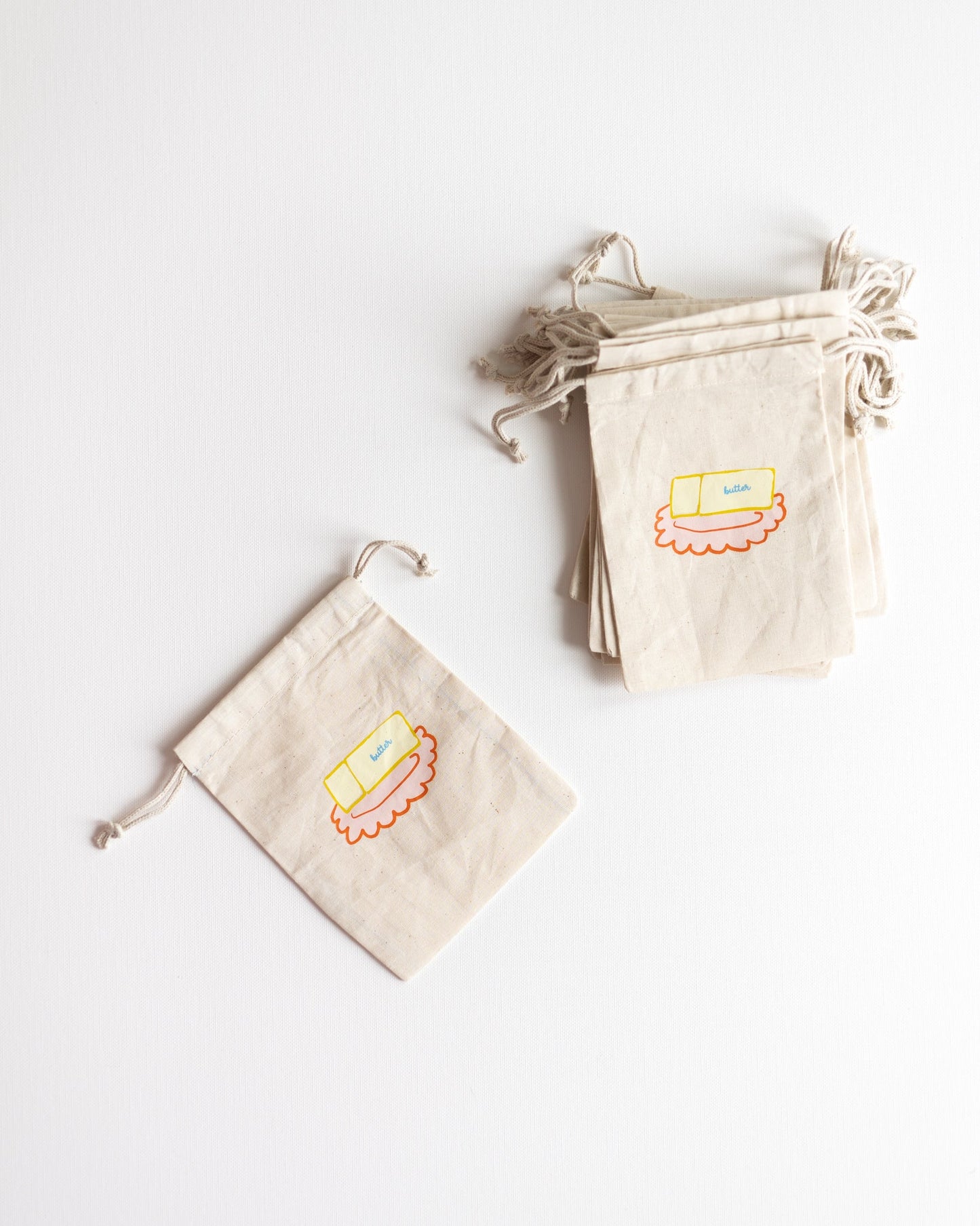 butter drawstring bag small - Pigeon said please
