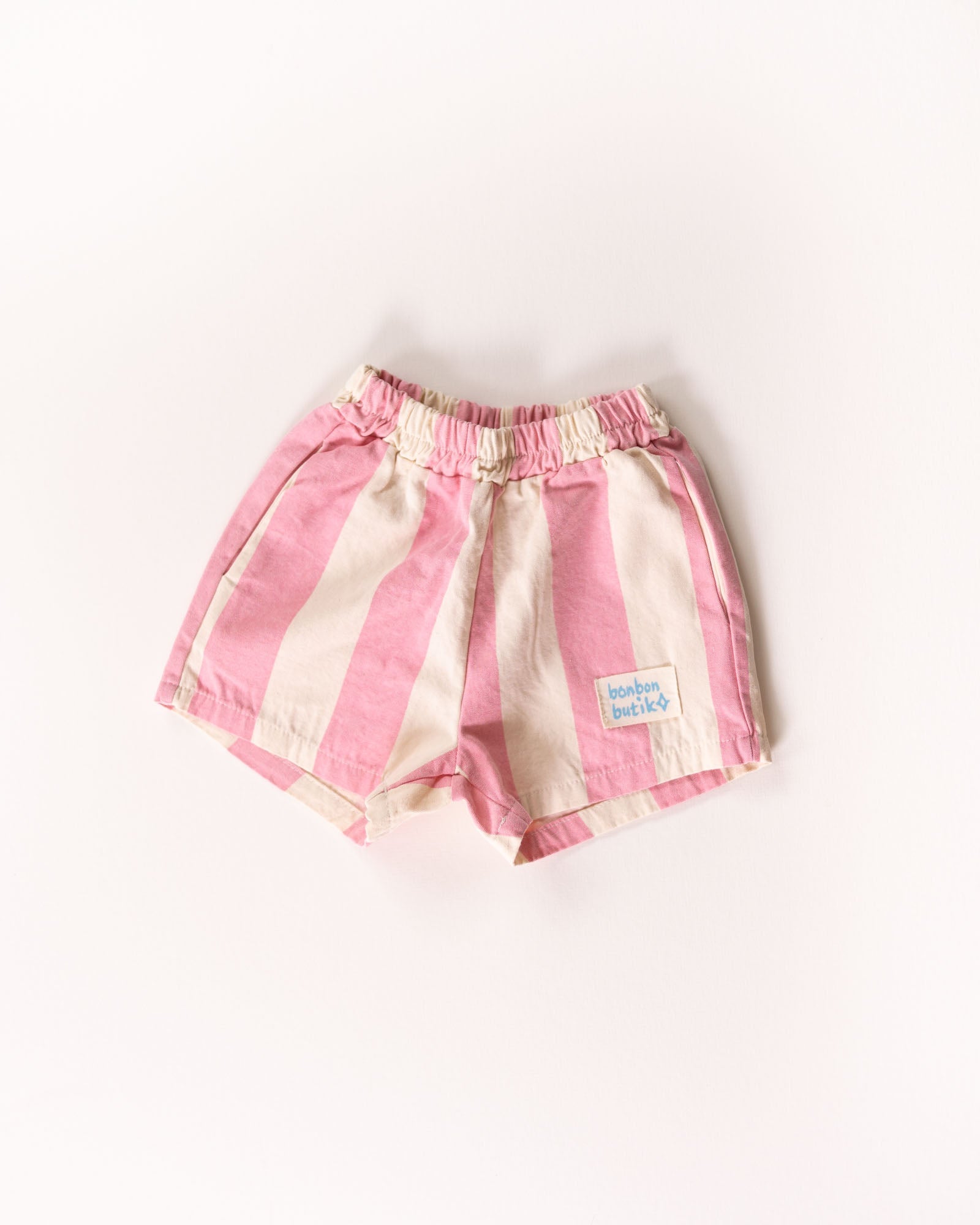 circus shorts - Pigeon said please