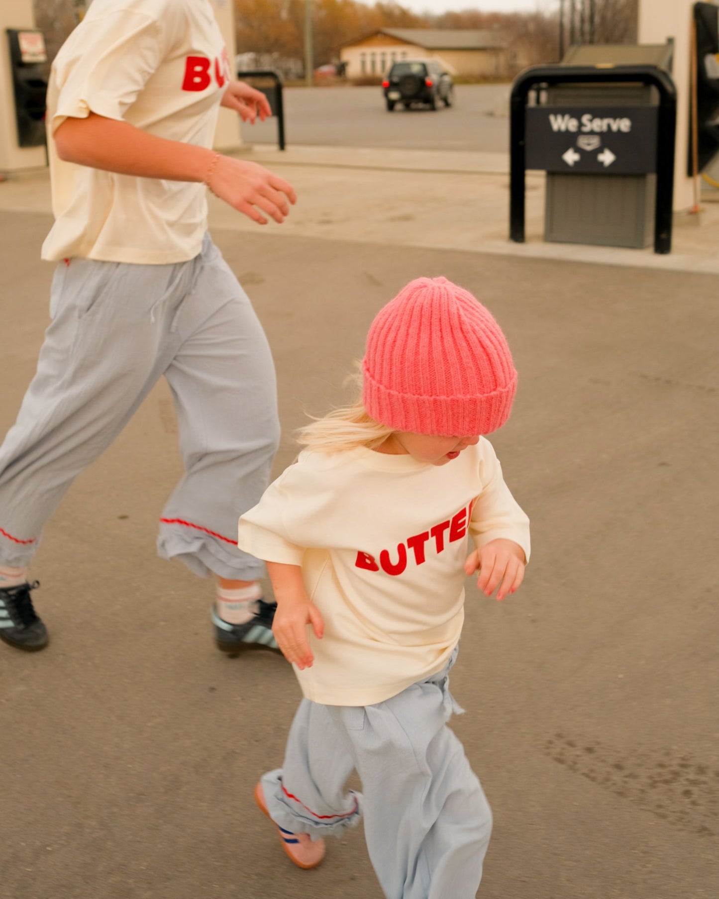 kids ruffle pants - Pigeon said please