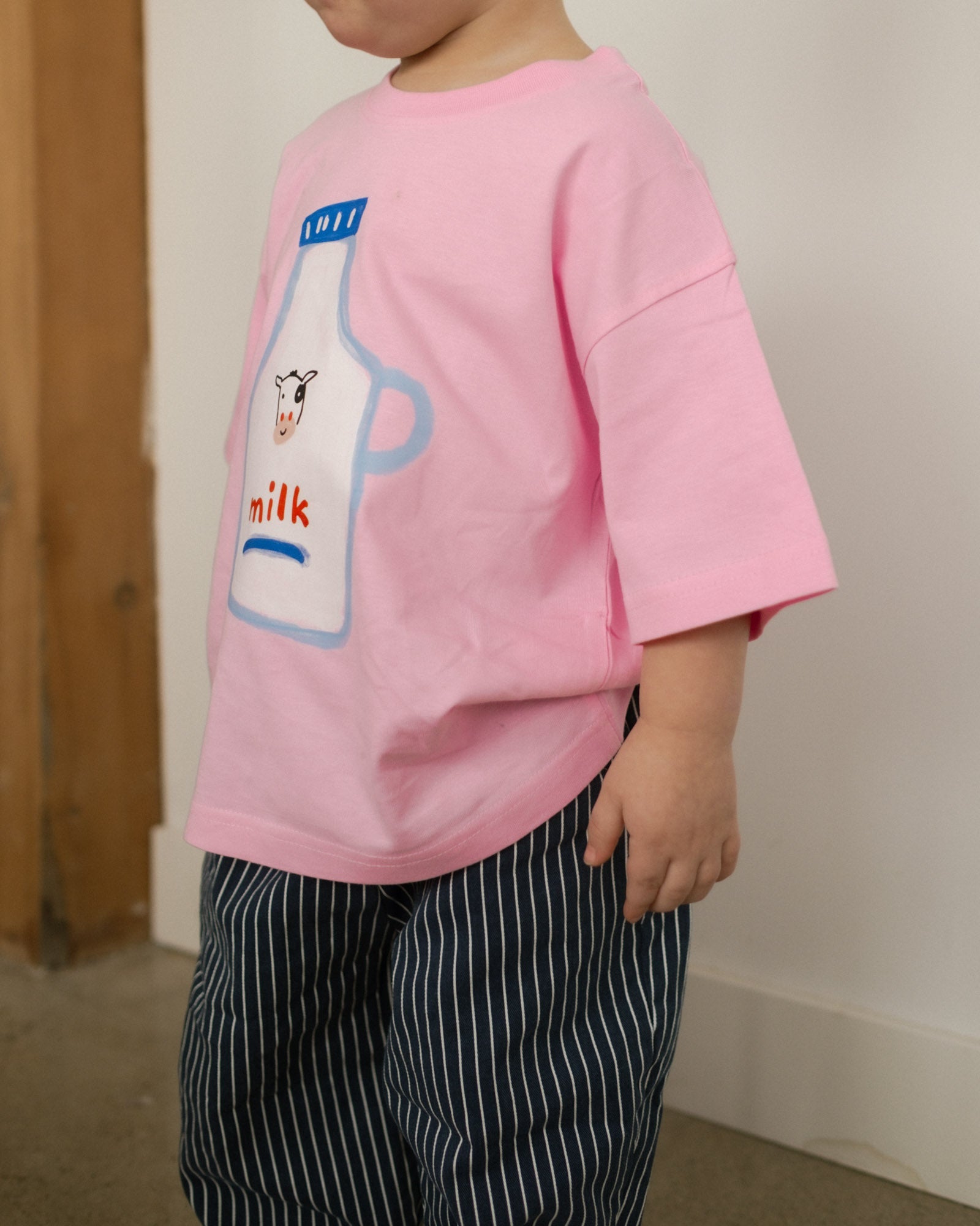 milk jug tee - Pigeon said please