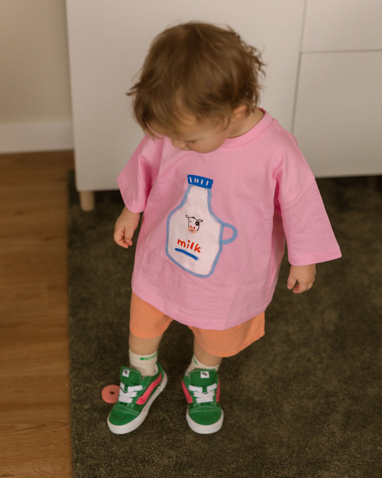 milk jug tee - Pigeon said please