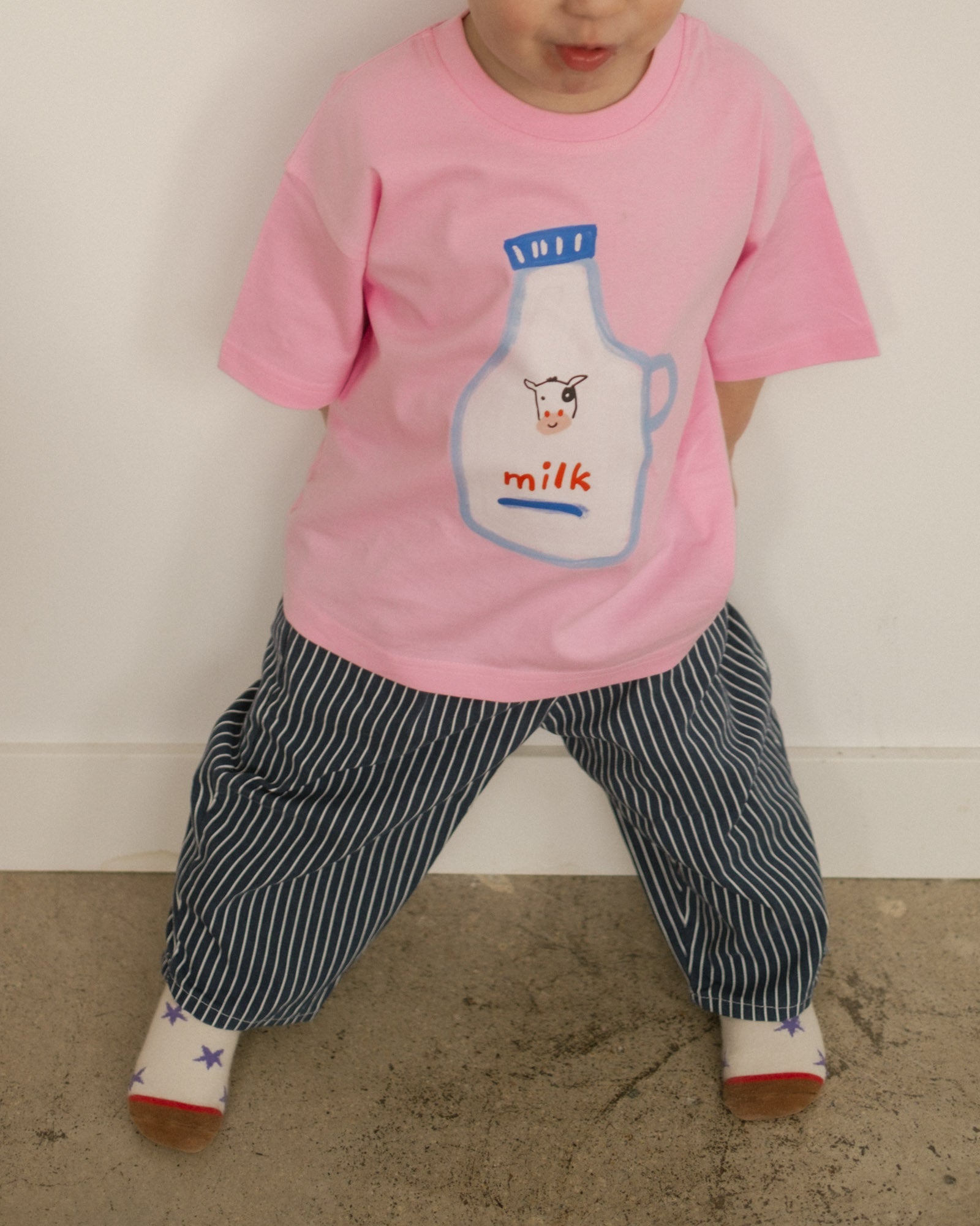 milk jug tee - Pigeon said please