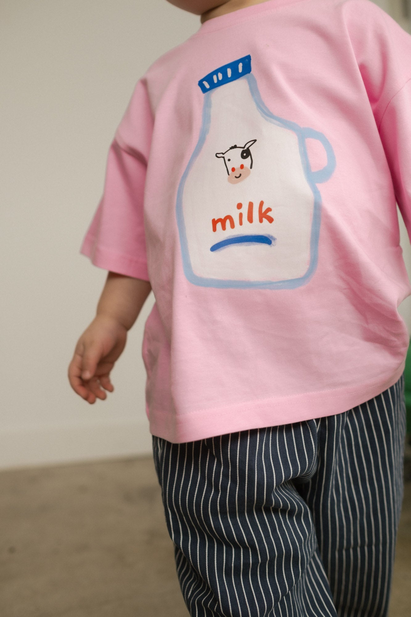 milk jug tee - Pigeon said please