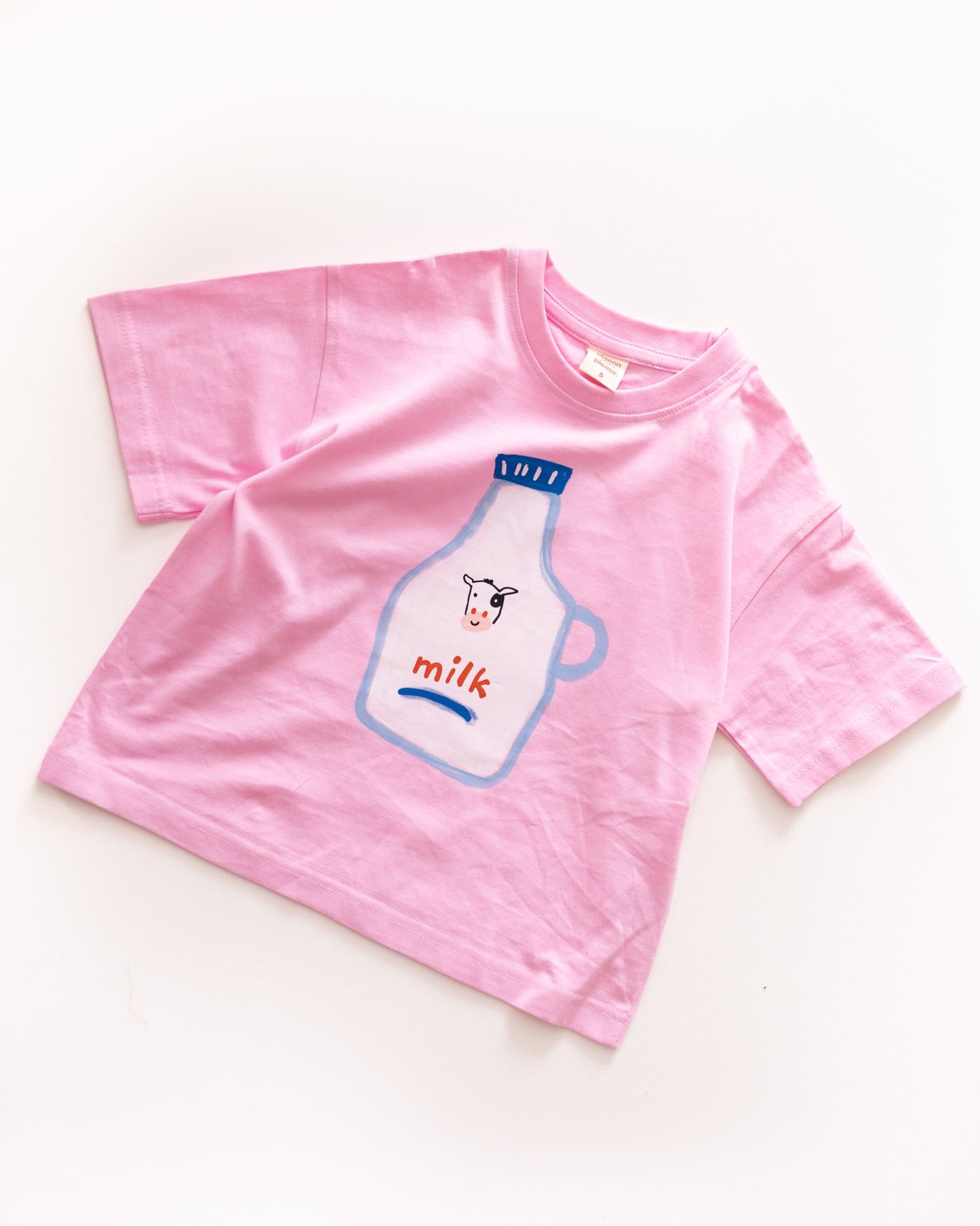 milk jug tee - Pigeon said please