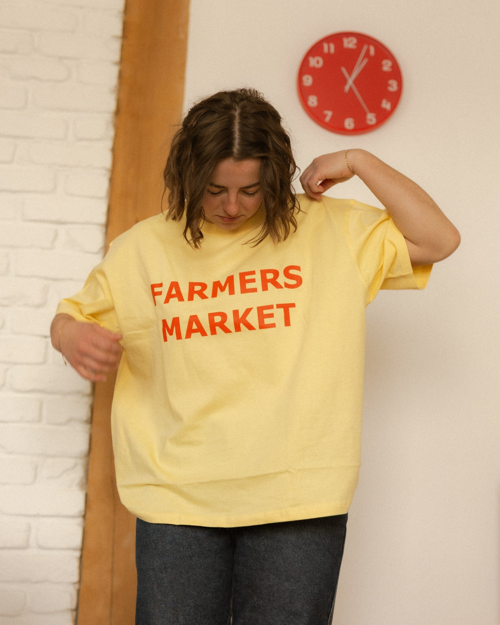 woman's farmers market tee - Pigeon said please